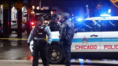Migrant teenagers charged in fatal stabbing of homeless man in Chicago