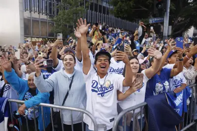 Arellano: From far away, an L.A. couple grapples with all-too-familiar debate after Dodgers win