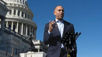 Pardoned Jan. 6 rioter accused of threatening to kill Hakeem Jeffries after Trump clemency