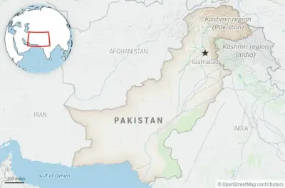 Suicide bombers strike security force headquarters in northwestern Pakistan, killing 3 officers