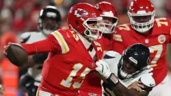 Chiefs’ playoff hopes dwindle as Patrick Mahomes throws three interceptions in loss to Texans