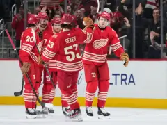 Seider helps the struggling Red Wings beat the Bruins 5-4