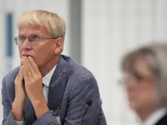Kennedy’s advisory panel recommends new restrictions on MMRV vaccines