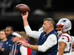 ‘It becomes comical’: Patriots head coach Mike Vrabel criticizes officiating