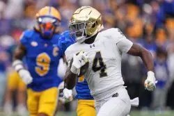 Jeremiyah Love and No. 9 Notre Dame overwhelm No. 23 Pittsburgh in 37-15 victory